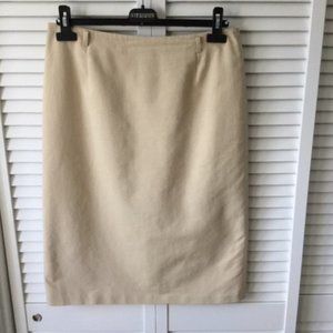 MaxMara Elegant cotton skirt with satin finish